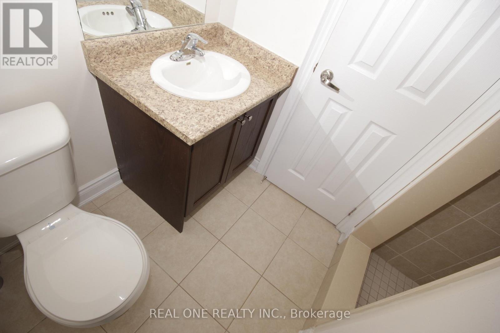 7 Slingsby Lane, Toronto, Ontario M2N 0H7 - Photo 14 - C13706712