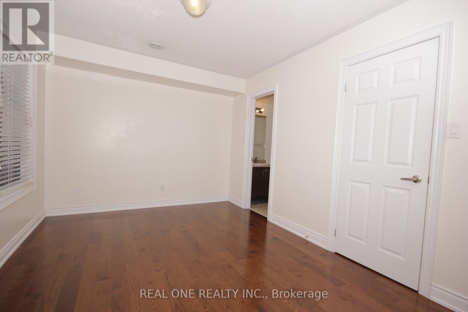 7 Slingsby Lane, Toronto, Ontario M2N 0H7 - Photo 15 - C13706712