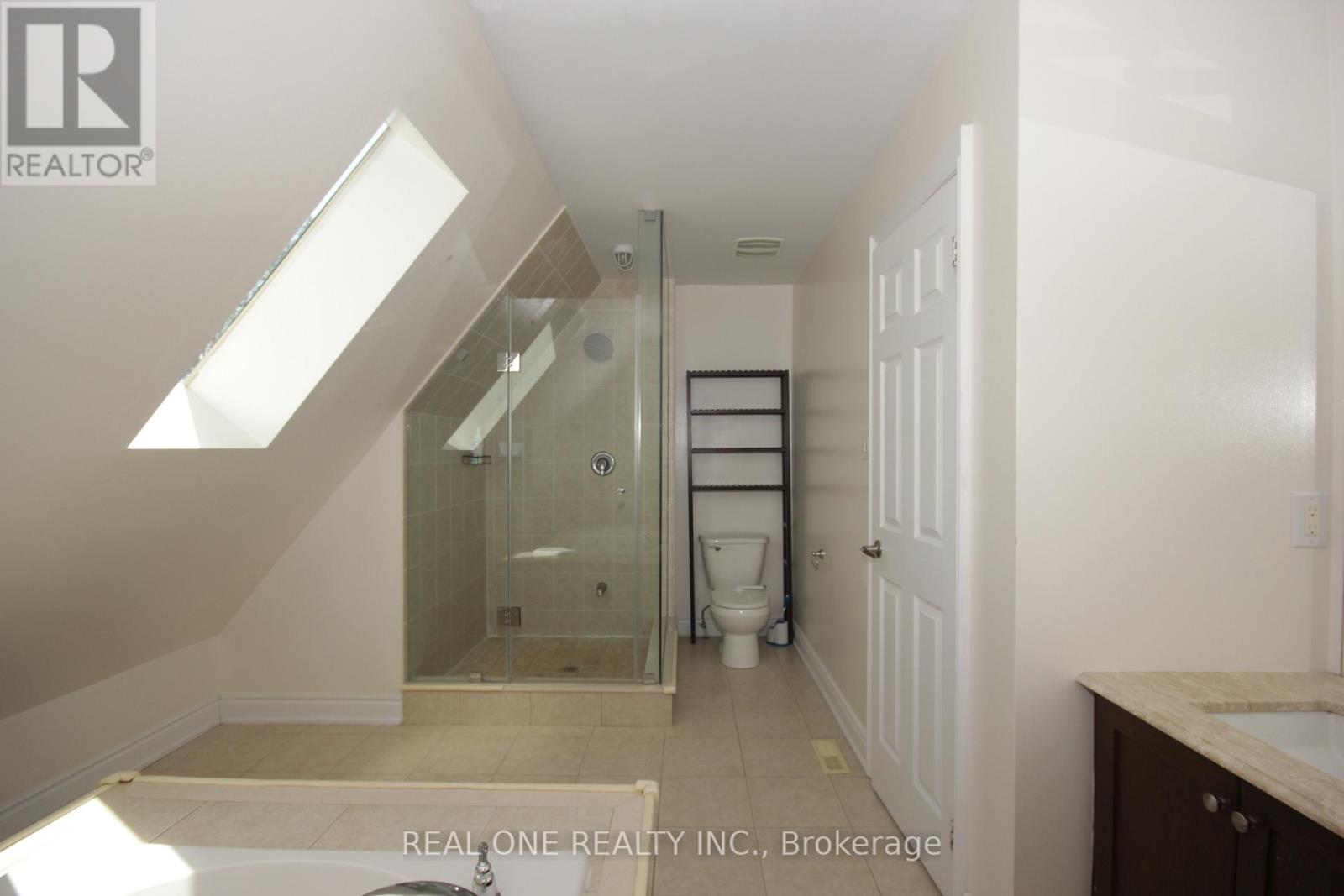 7 Slingsby Lane, Toronto, Ontario M2N 0H7 - Photo 24 - C13706712