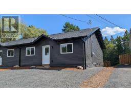 79 CHAFFEY TOWNSHIP ROAD, Huntsville, Ontario