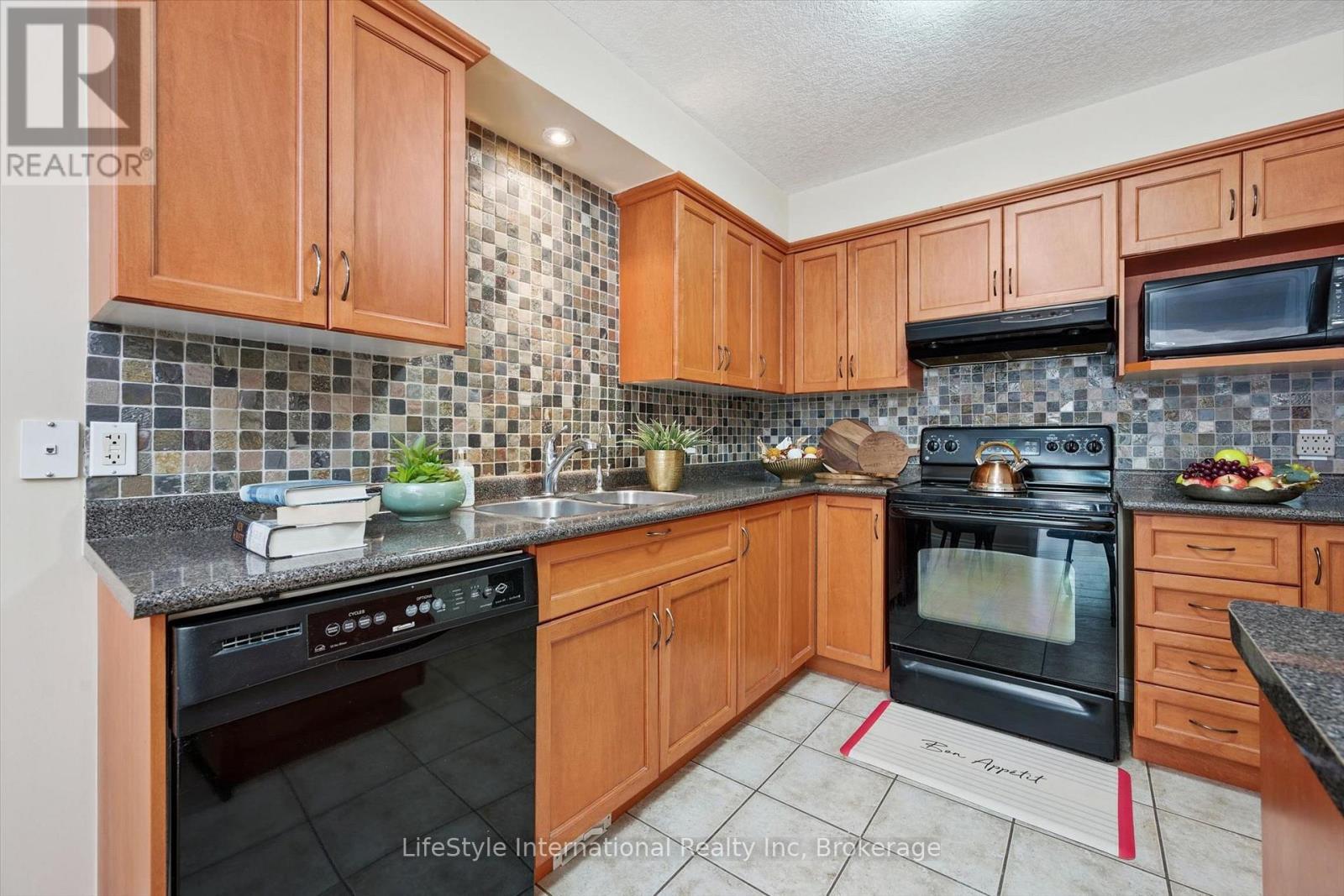 47 Hasler Crescent, Guelph (Pineridge/westminster Woods), Ontario  N1L 1A2 - Photo 14 - X13706466