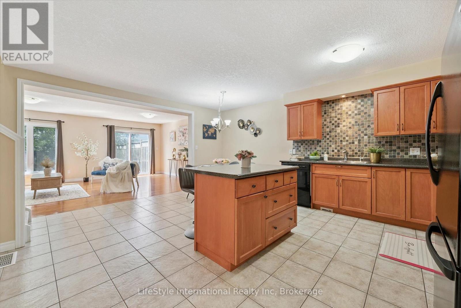 47 Hasler Crescent, Guelph (Pineridge/westminster Woods), Ontario  N1L 1A2 - Photo 15 - X13706466