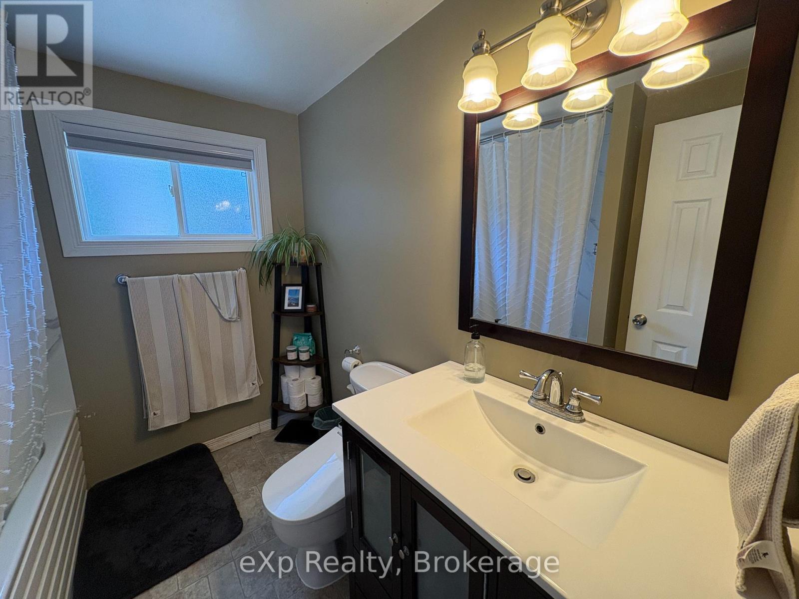 23 Valleyside Drive, Brockton, Ontario  N0G 2V0 - Photo 13 - X13706580