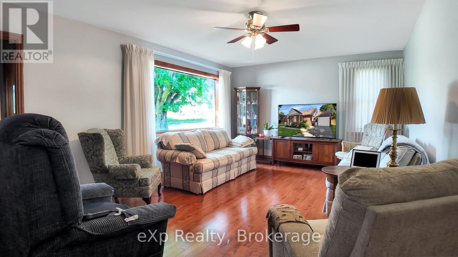 6 Johnstone Boulevard, Brockton, Ontario  N0G 2V0 - Photo 10 - X13706588