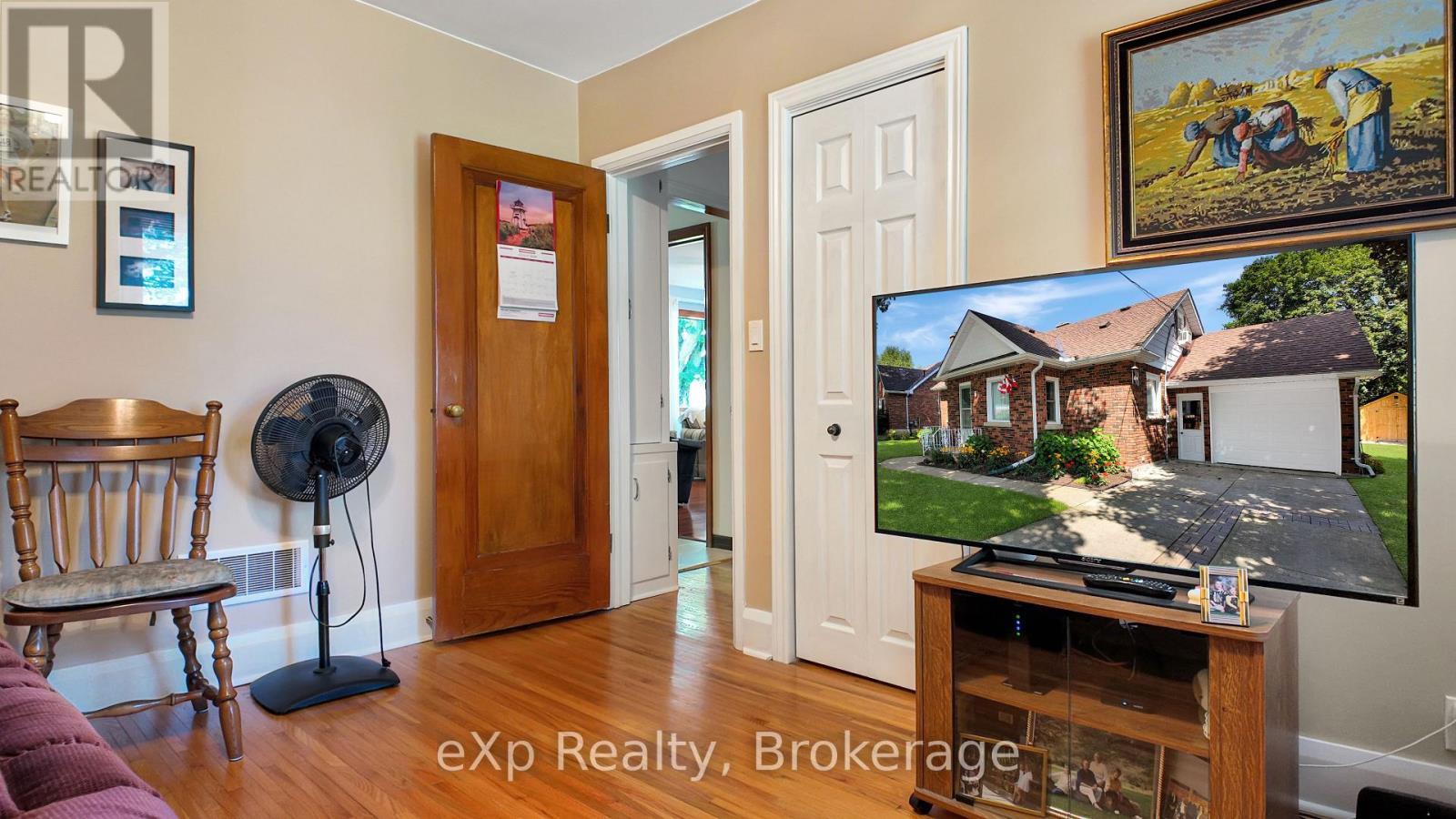 6 Johnstone Boulevard, Brockton, Ontario  N0G 2V0 - Photo 14 - X13706588