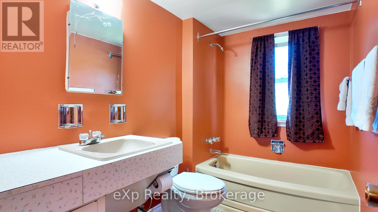 6 Johnstone Boulevard, Brockton, Ontario  N0G 2V0 - Photo 26 - X13706588