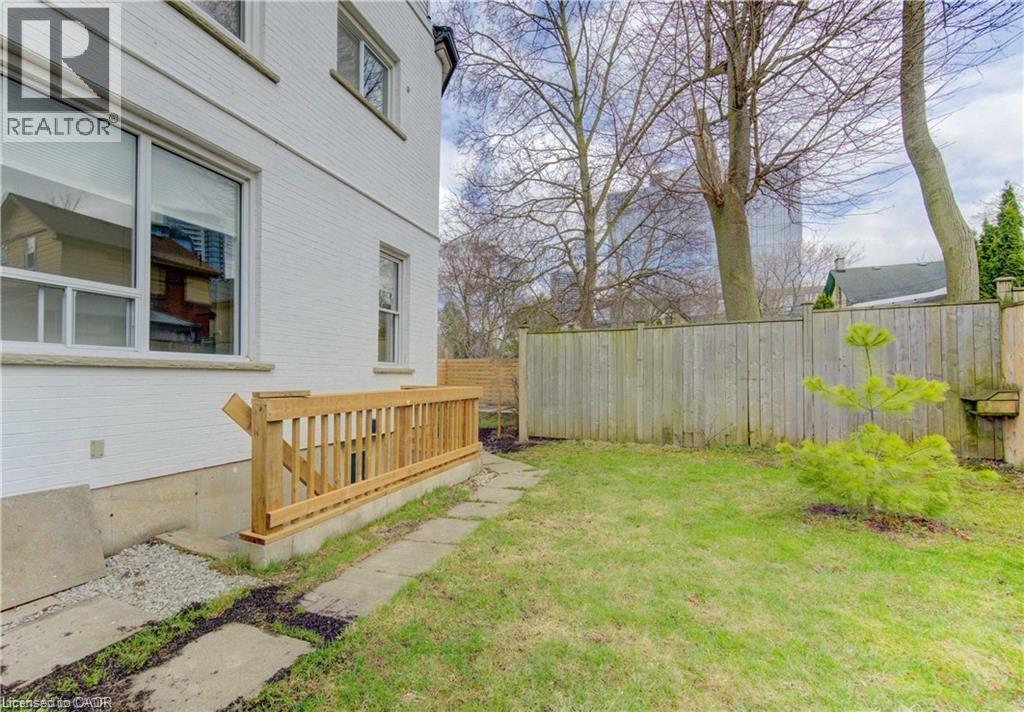 67 Louisa Street Unit# C, Kitchener, Ontario  N2H 5L9 - Photo 5 - 40834223