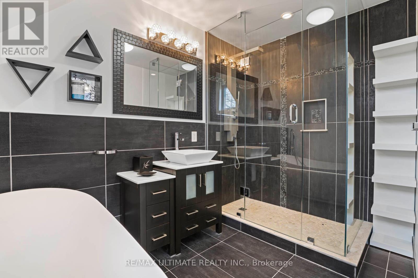 21 Brinloor Boulevard, Toronto, Ontario M1M 1L3 - Photo 23 - E13706598