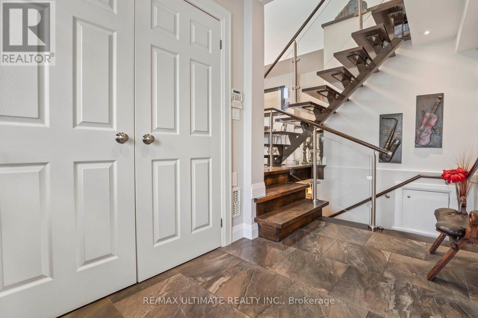 21 Brinloor Boulevard, Toronto, Ontario M1M 1L3 - Photo 4 - E13706598