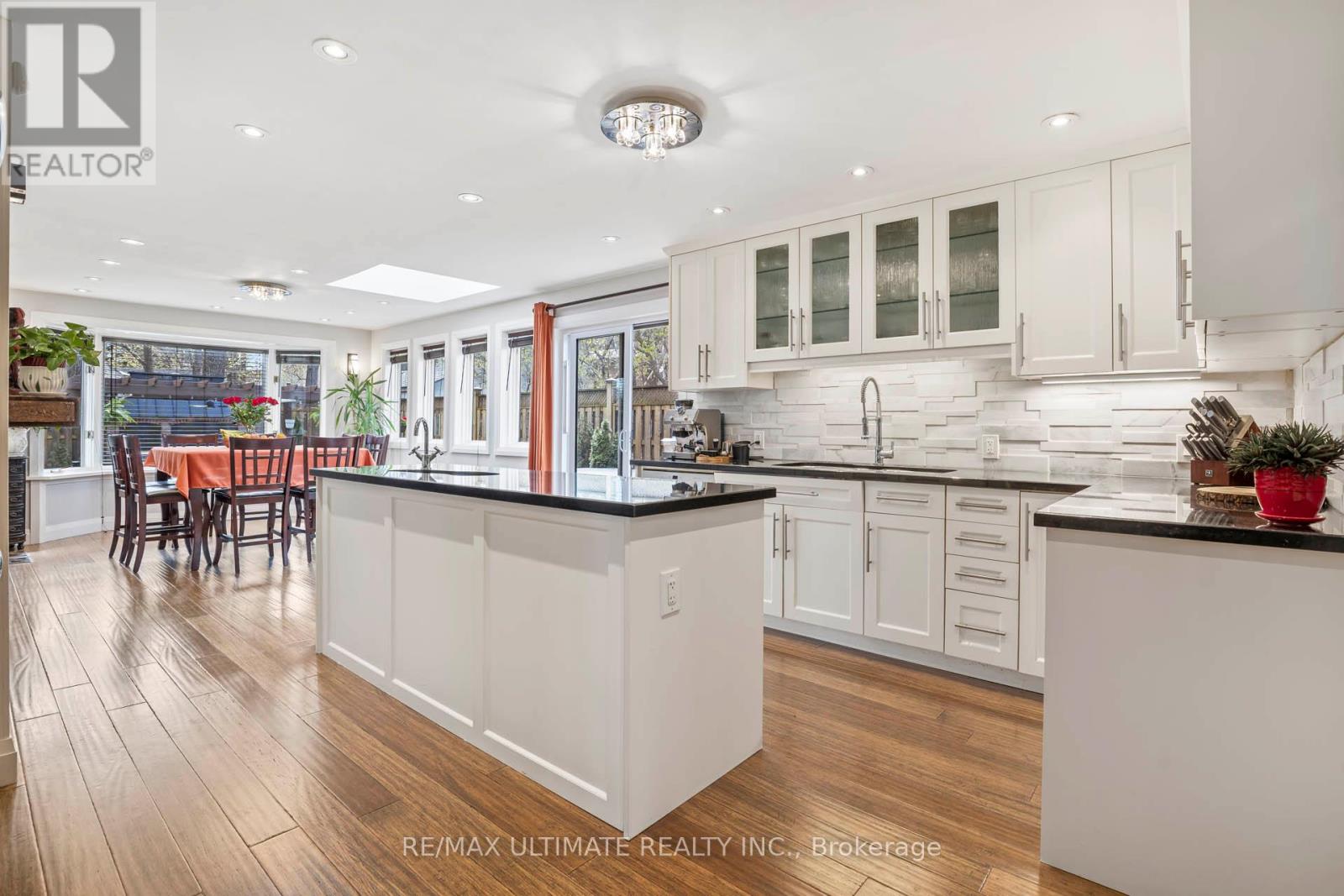 21 Brinloor Boulevard, Toronto, Ontario M1M 1L3 - Photo 5 - E13706598