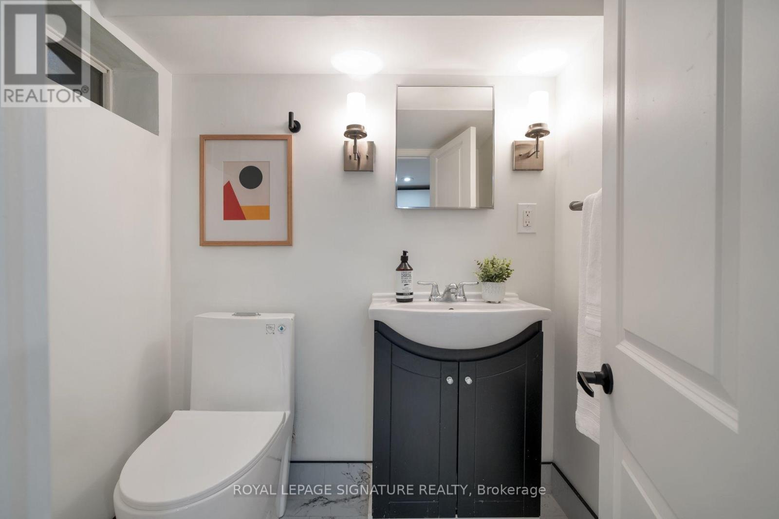 46 Corley Avenue, Toronto, Ontario M4E 1T9 - Photo 37 - E13706656