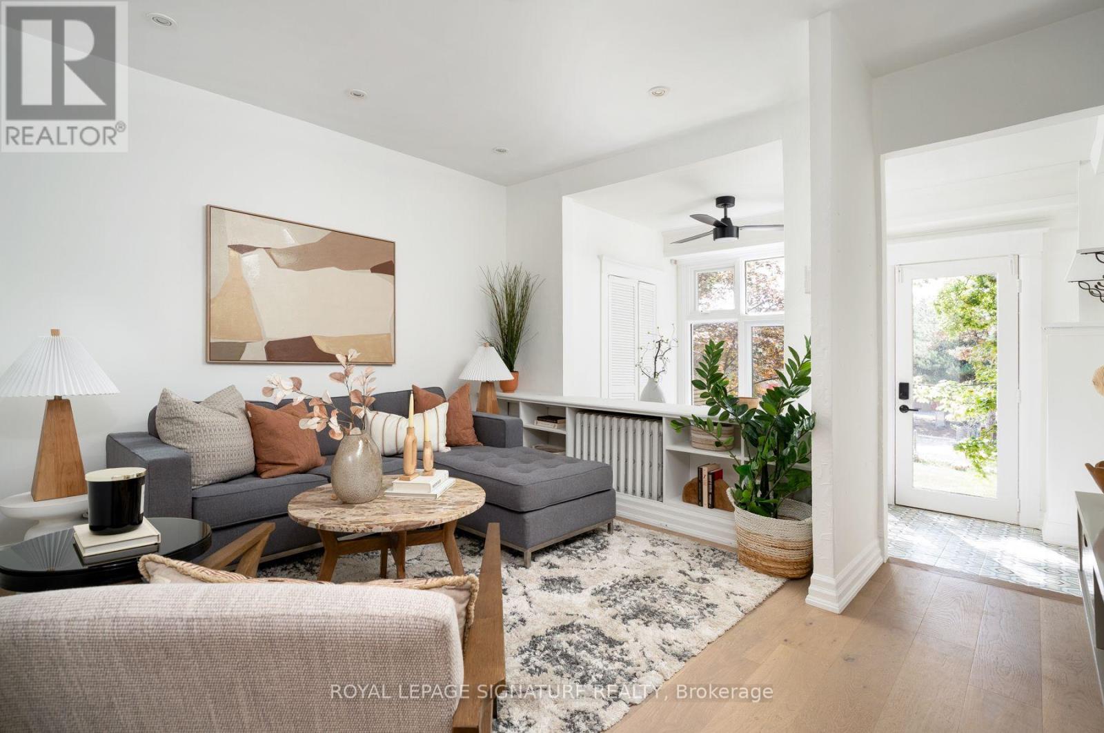 46 Corley Avenue, Toronto, Ontario M4E 1T9 - Photo 6 - E13706656