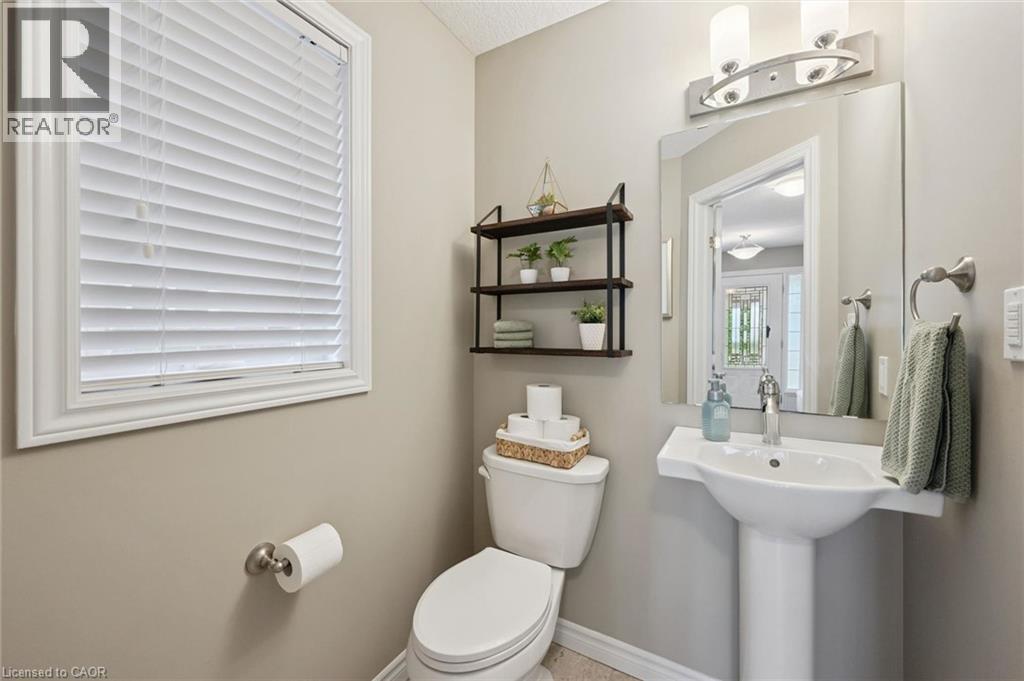 43 Goldenview Drive, Guelph, Ontario  N1E 0M5 - Photo 16 - 40856360