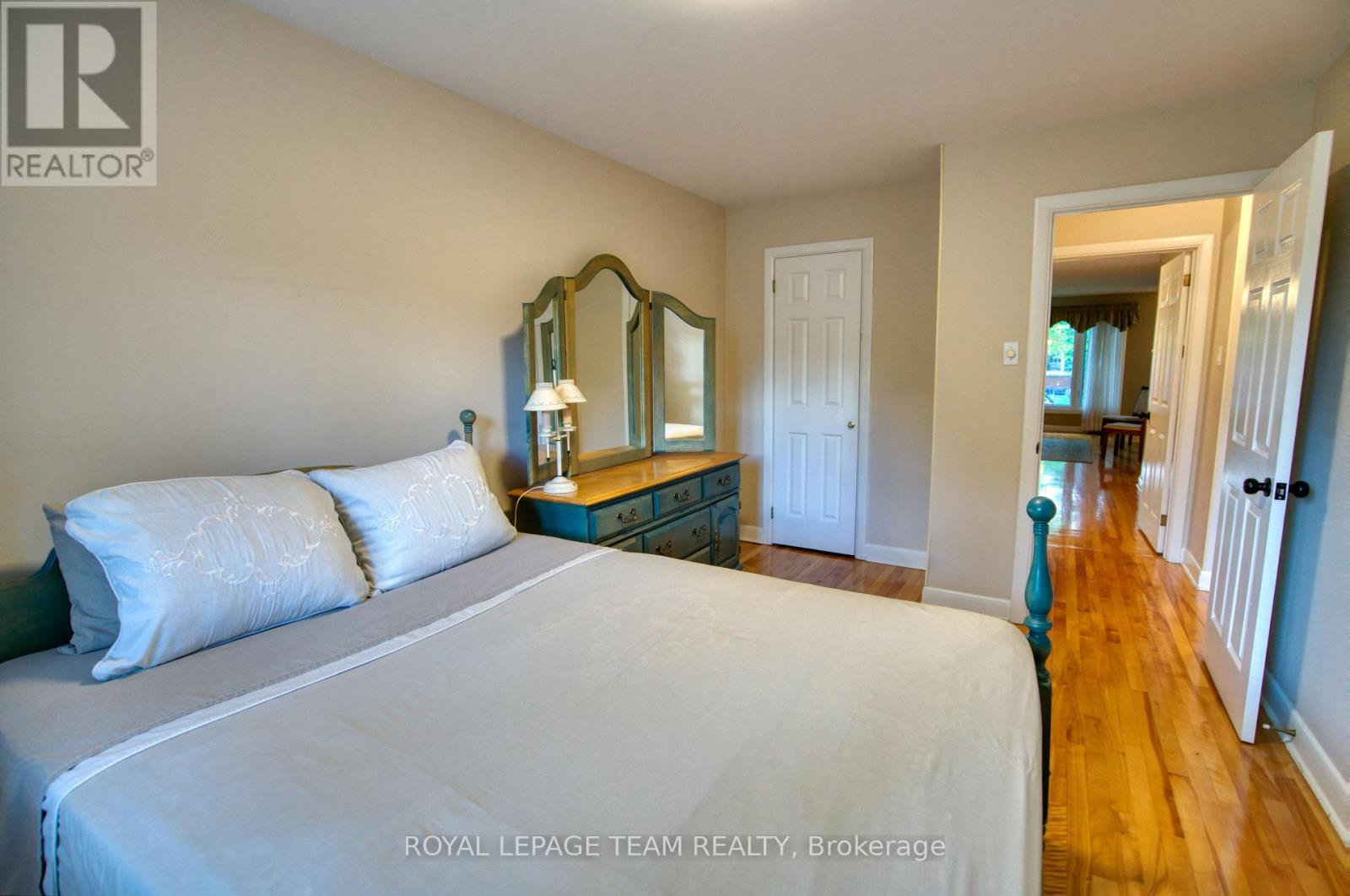 1072 Aldea Avenue, Ottawa, Ontario  K1H 8B9 - Photo 13 - X13706632