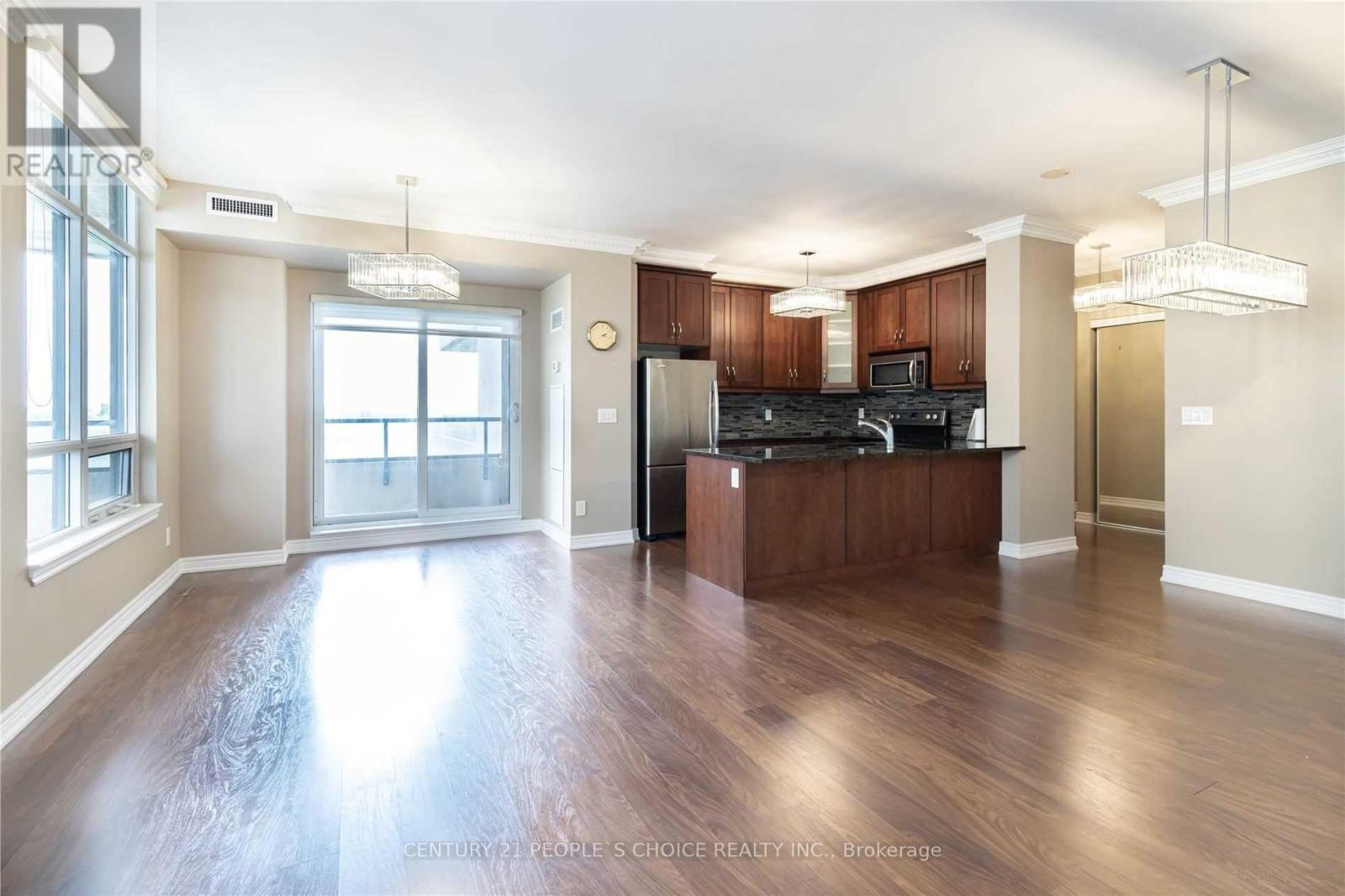 704 - 9245 Jane Street, Vaughan (Maple), Ontario  L6A 0J9 - Photo 5 - N13706506