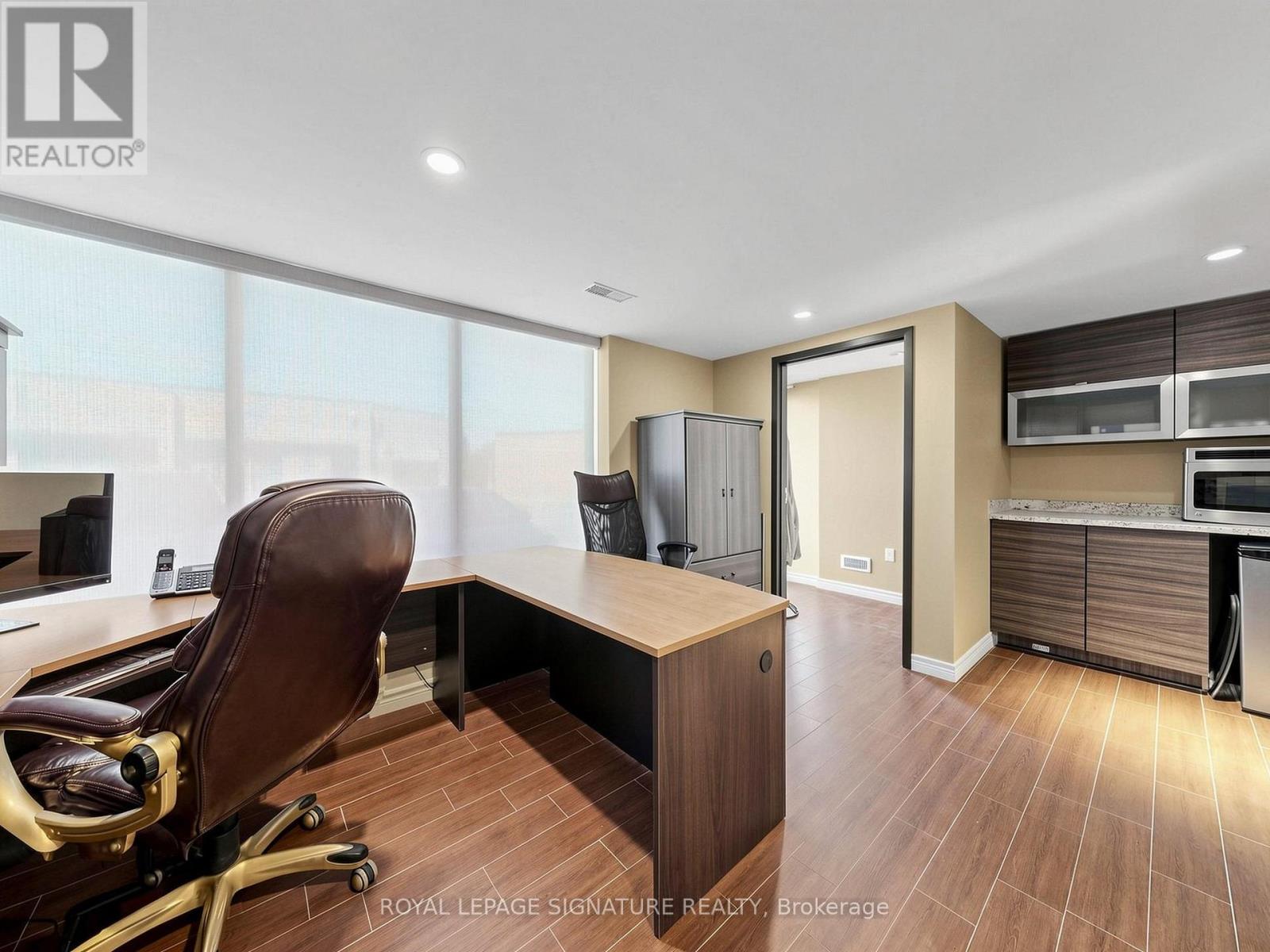 2 - 4 Vata Court, Aurora, Ontario L4G 4B6 - Photo 11 - N13706524