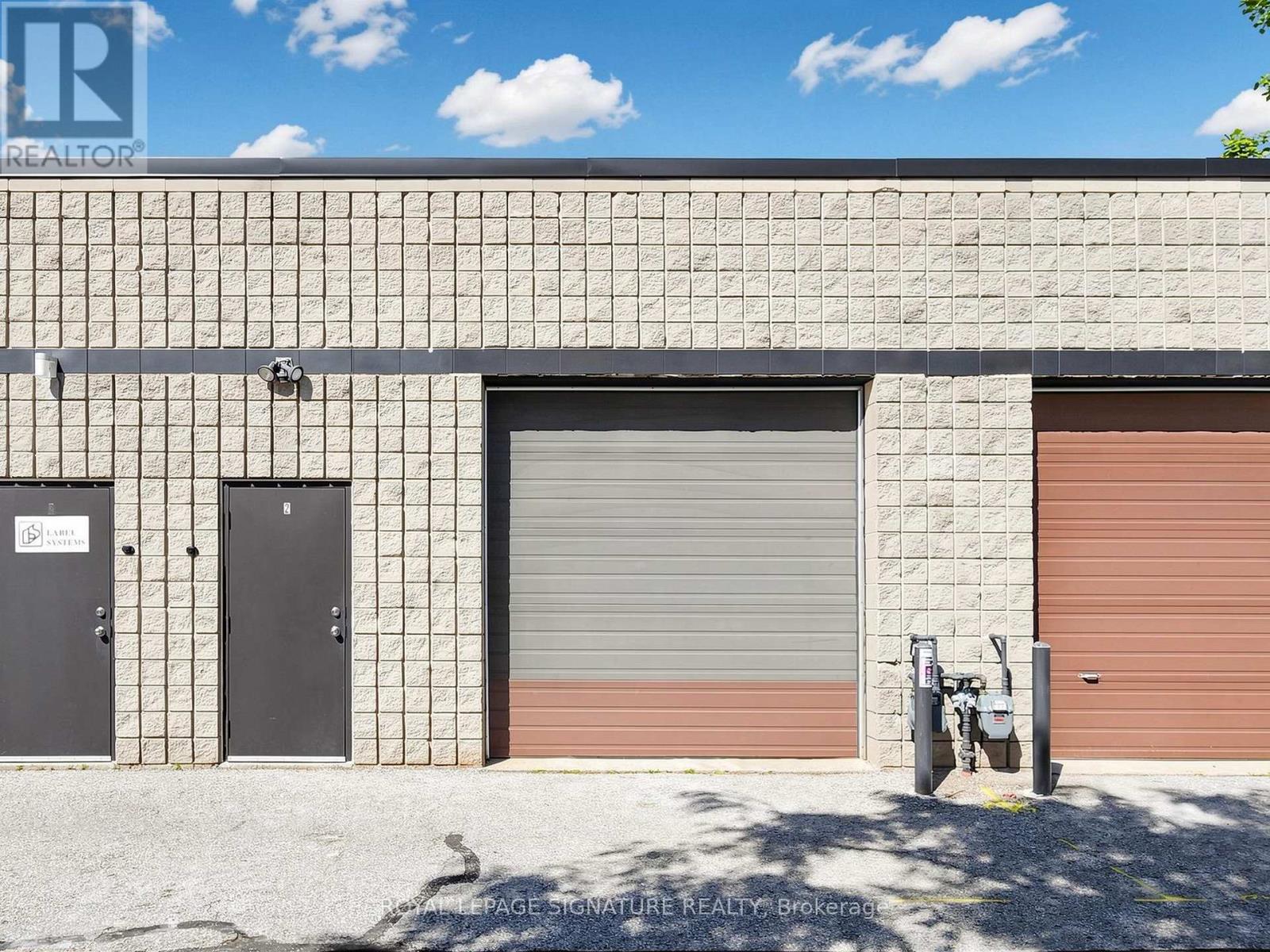 2 - 4 Vata Court, Aurora, Ontario L4G 4B6 - Photo 4 - N13706524