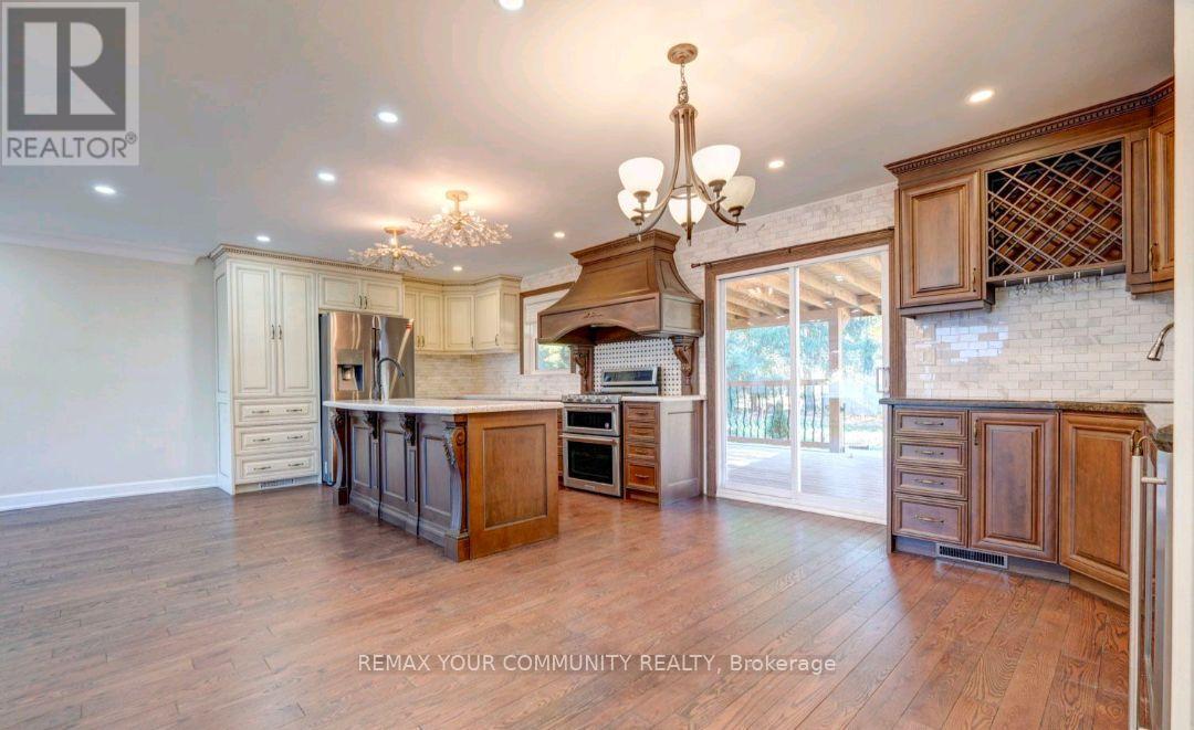 372 Dixon Boulevard, Newmarket, Ontario L3Y 5C4 - Photo 4 - N13706536