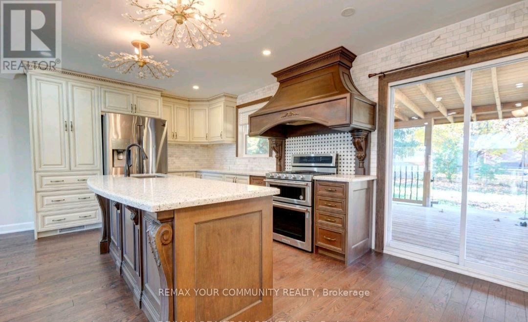 372 Dixon Boulevard, Newmarket, Ontario L3Y 5C4 - Photo 5 - N13706536