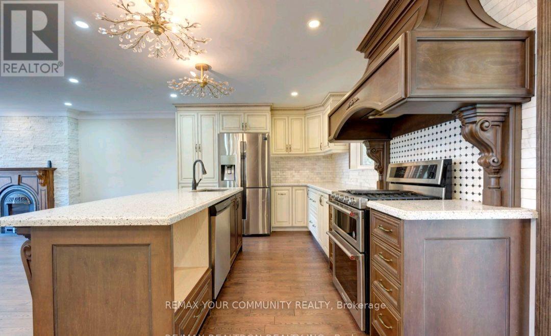 372 Dixon Boulevard, Newmarket, Ontario L3Y 5C4 - Photo 6 - N13706536