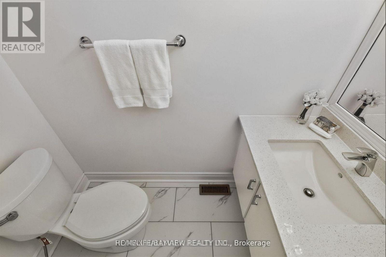 13 - 27 Hyde Park Court, Markham, Ontario  L3T 4X8 - Photo 11 - N13706590