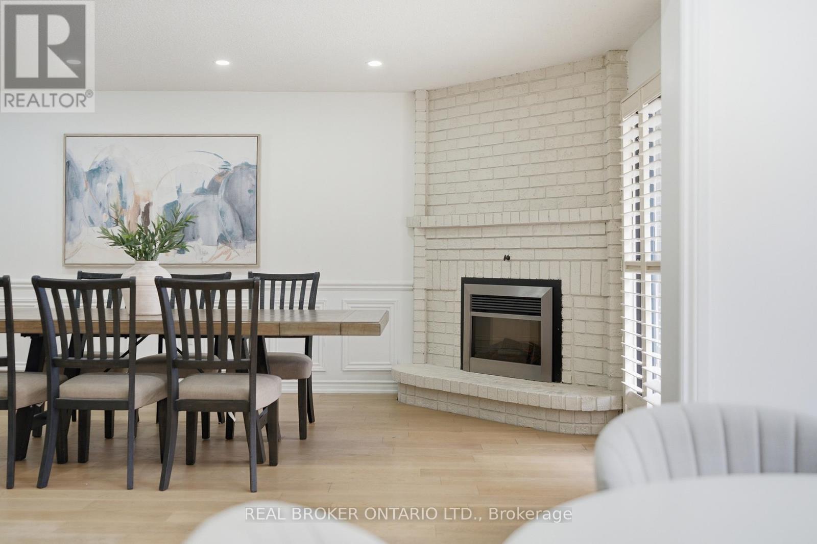 94 Roxana Avenue, Vaughan, Ontario  L4L 3Y8 - Photo 10 - N13706596