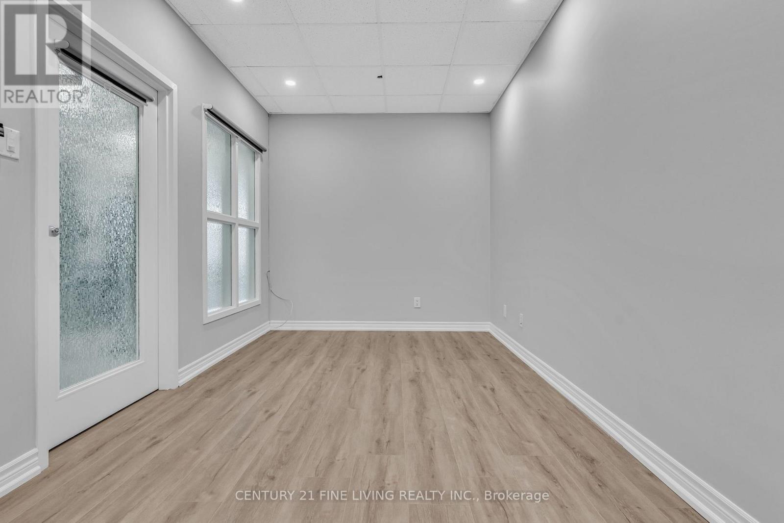 4-203 - 115 Woodstream Boulevard, Vaughan, Ontario  L4L 8K5 - Photo 3 - N13706608