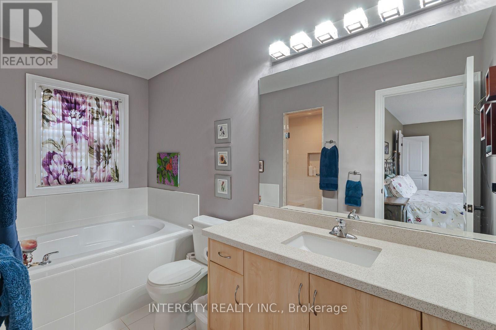 1359 Dallman Street, Innisfil, Ontario  L0L 1W0 - Photo 18 - N13706644