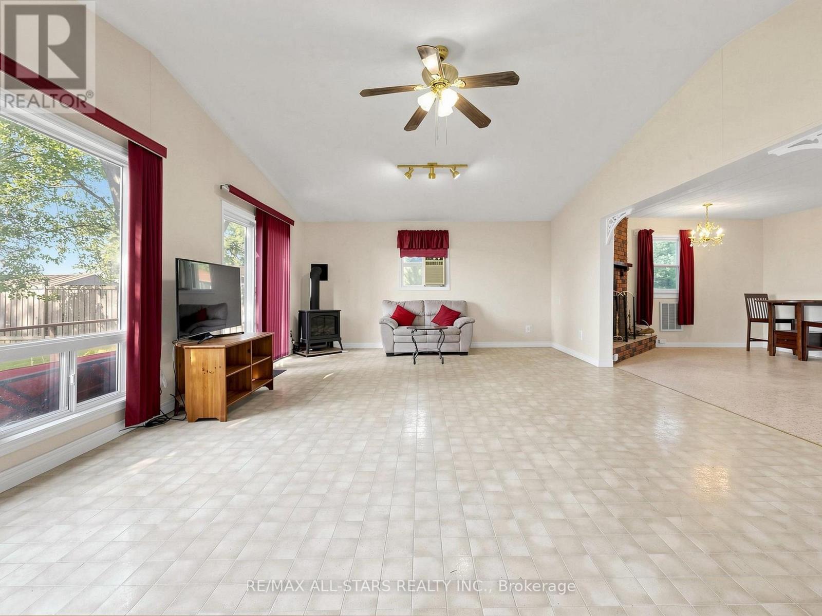 62 Irving Drive, Georgina, Ontario  L0E 1N0 - Photo 7 - N13706682