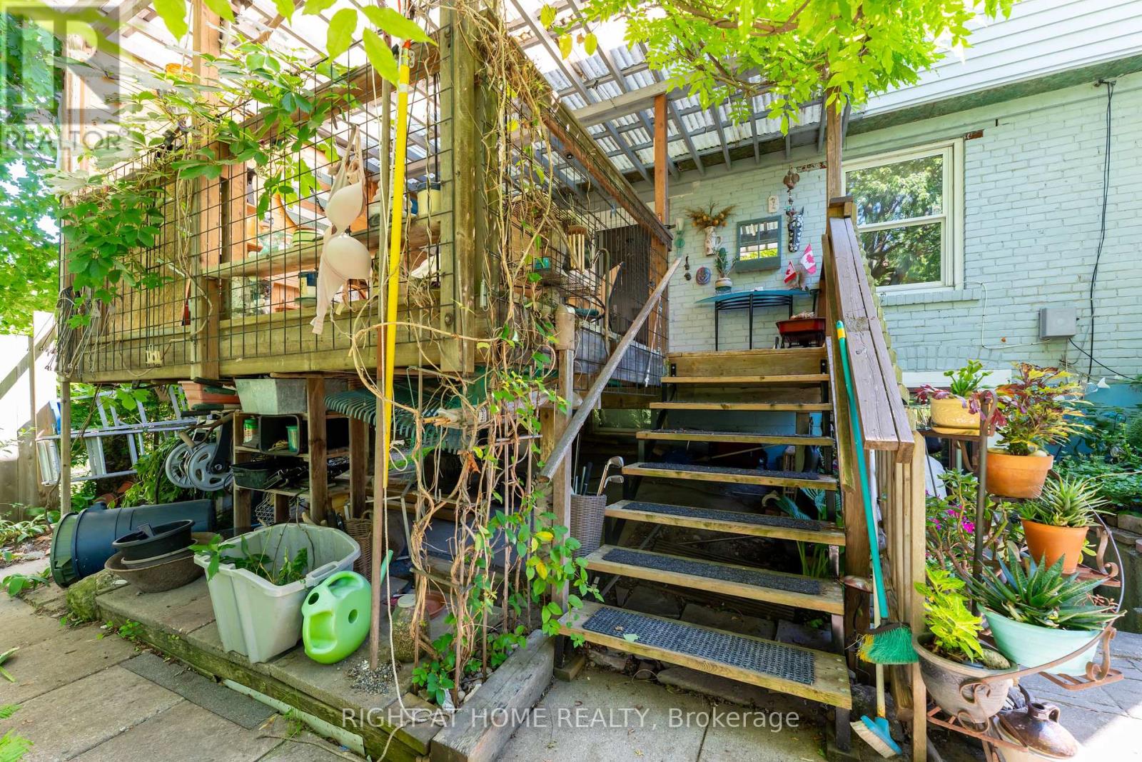 30 Allister Avenue, Toronto, Ontario  M1M 3K9 - Photo 40 - E13563626