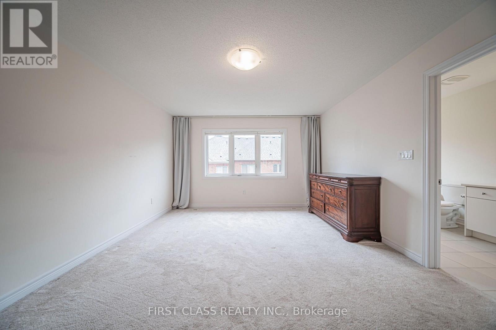 11 Twinflower Lane, Richmond Hill, Ontario  L4E 1E7 - Photo 19 - N13686788