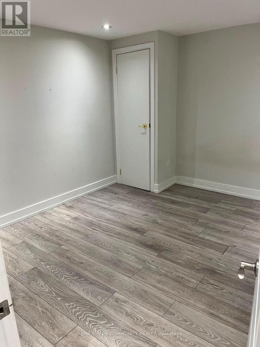 315 Millard Avenue, Newmarket, Ontario  L3Y 1Z3 - Photo 6 - N13662678