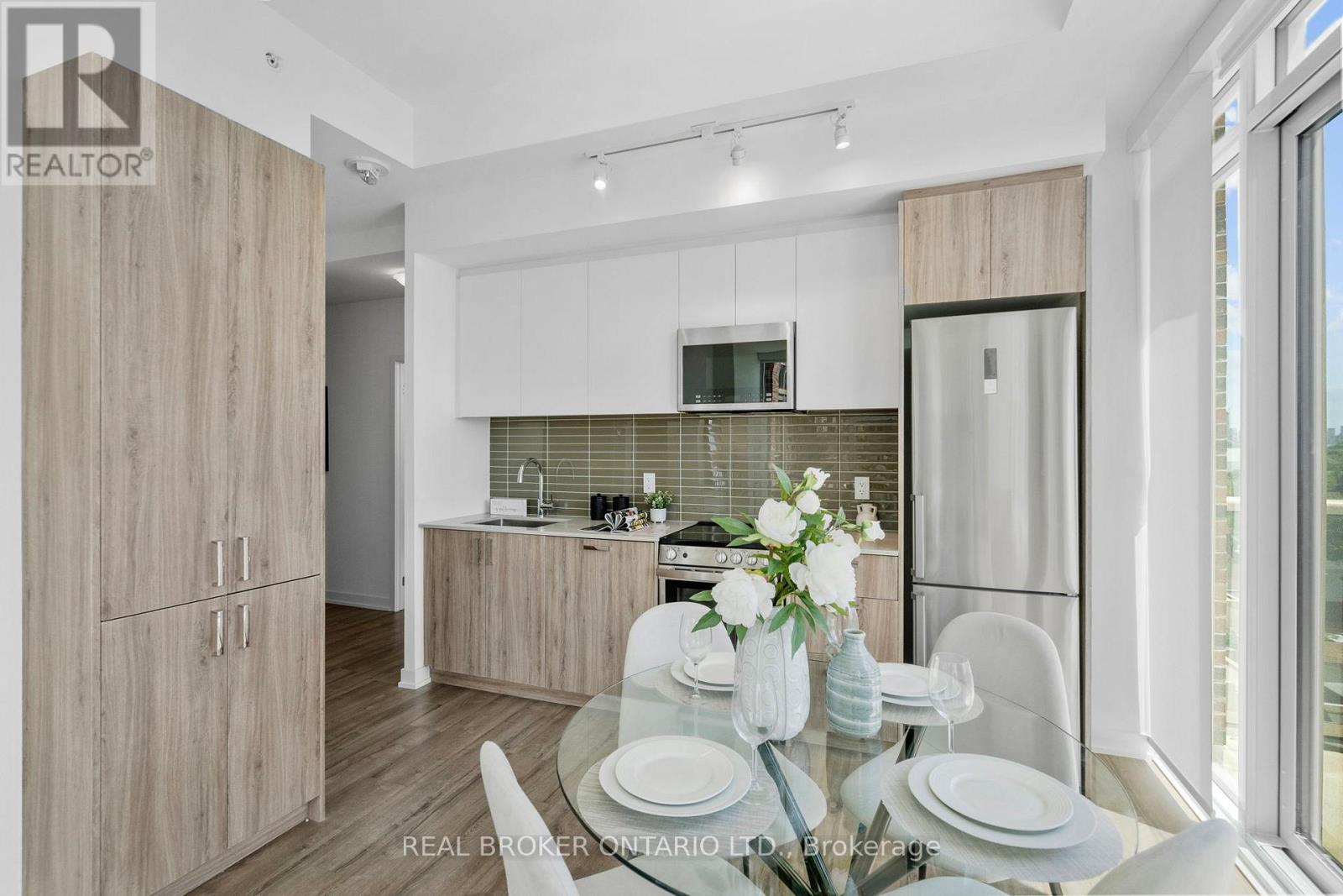 920 - 1787 St Clair Avenue W, Toronto, Ontario  M6N 0B7 - Photo 19 - W13706468