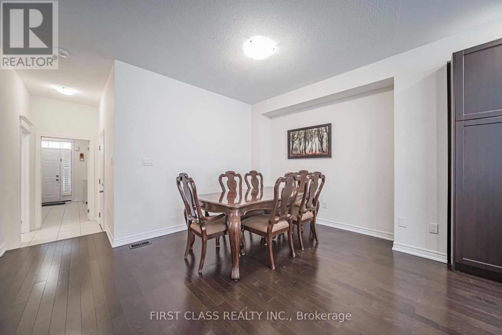 11 Twinflower Lane, Richmond Hill, Ontario  L4E 1E7 - Photo 6 - N13686788