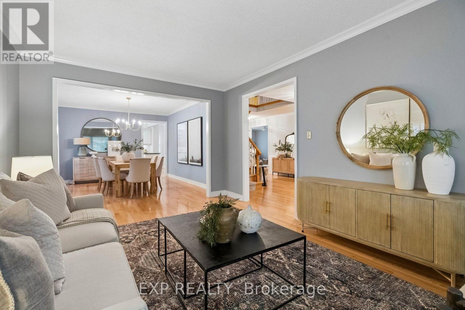 209 Nottingham Drive, Oakville, Ontario  L6H 4H7 - Photo 11 - W13706530