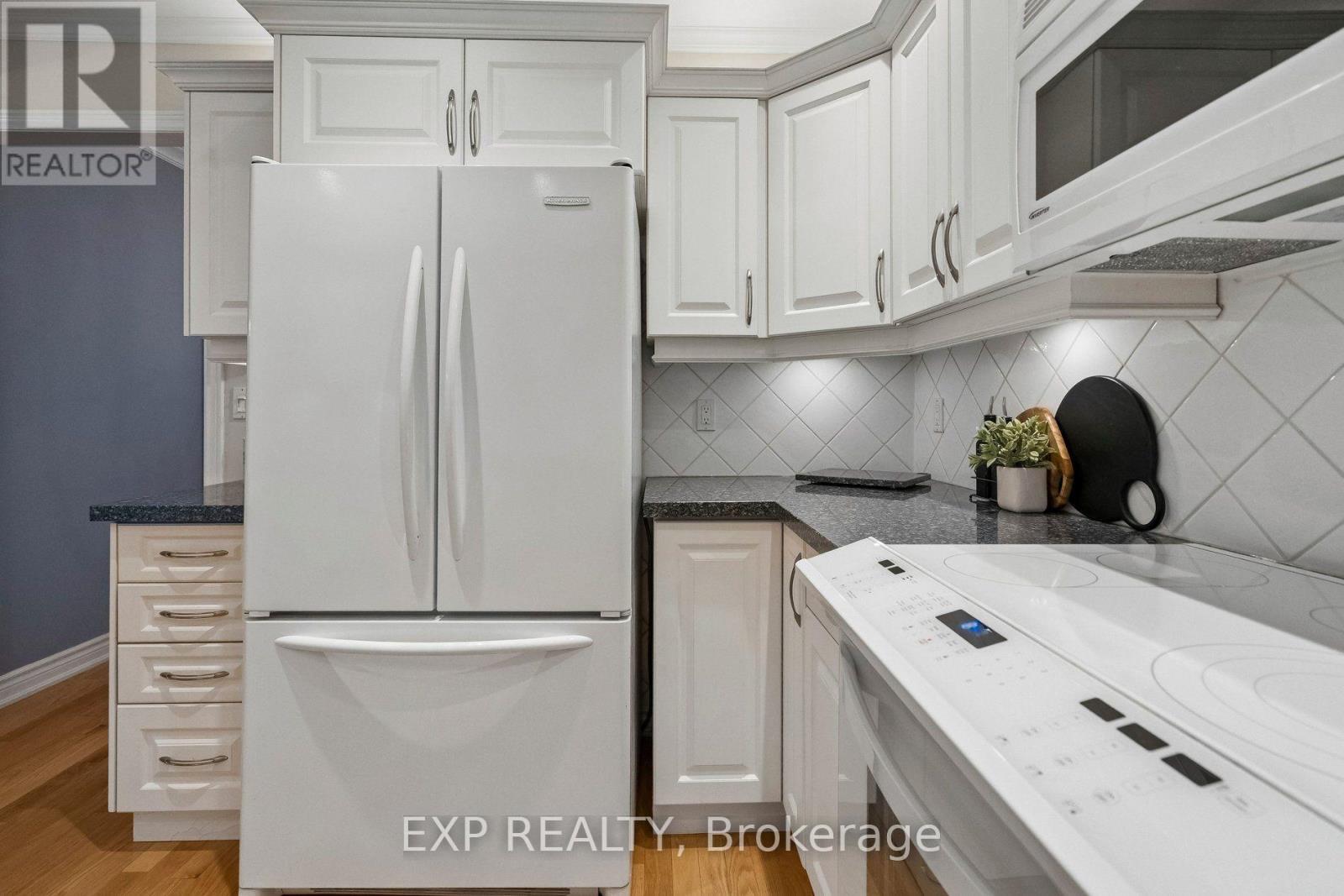 209 Nottingham Drive, Oakville, Ontario  L6H 4H7 - Photo 22 - W13706530
