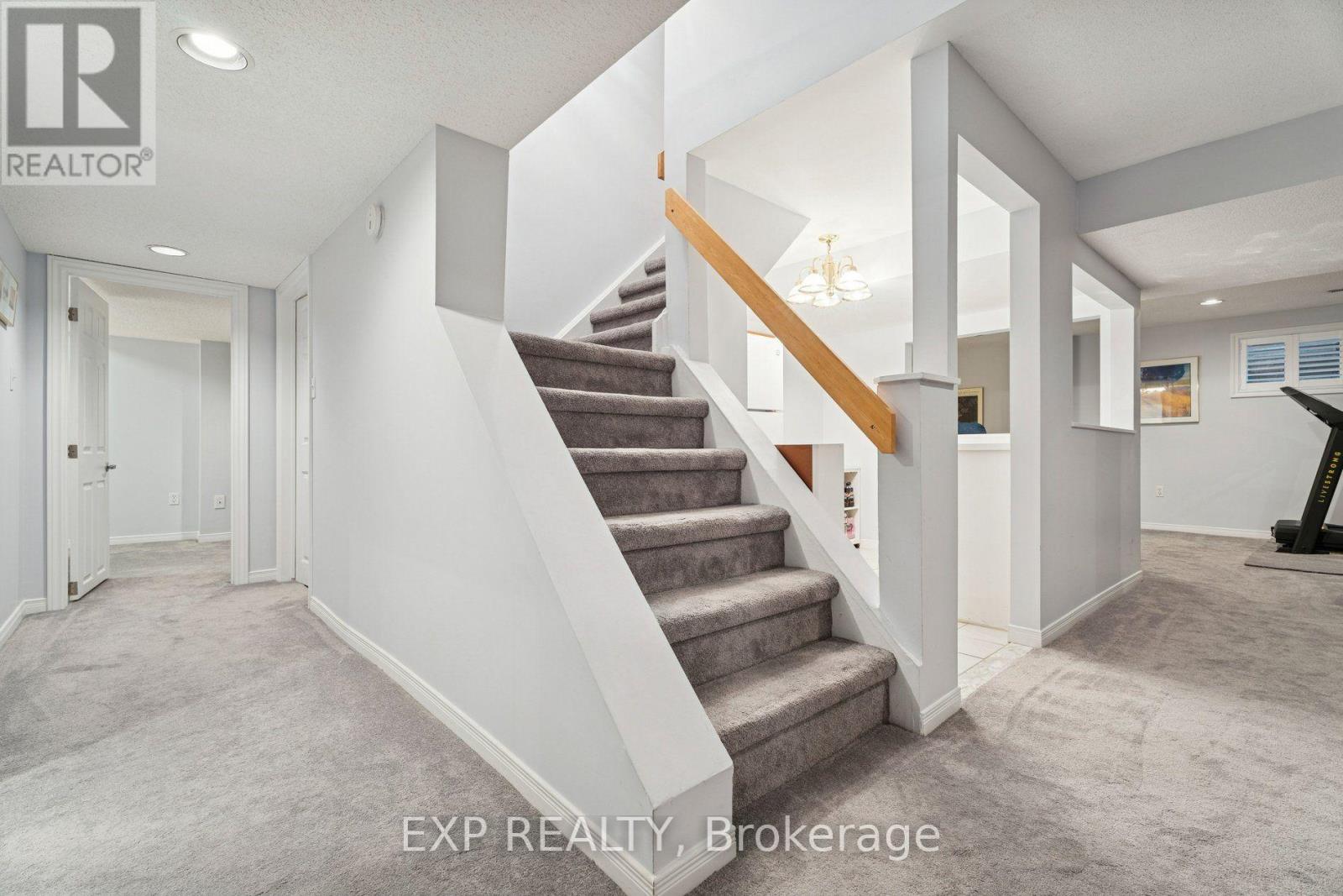 209 Nottingham Drive, Oakville, Ontario  L6H 4H7 - Photo 40 - W13706530