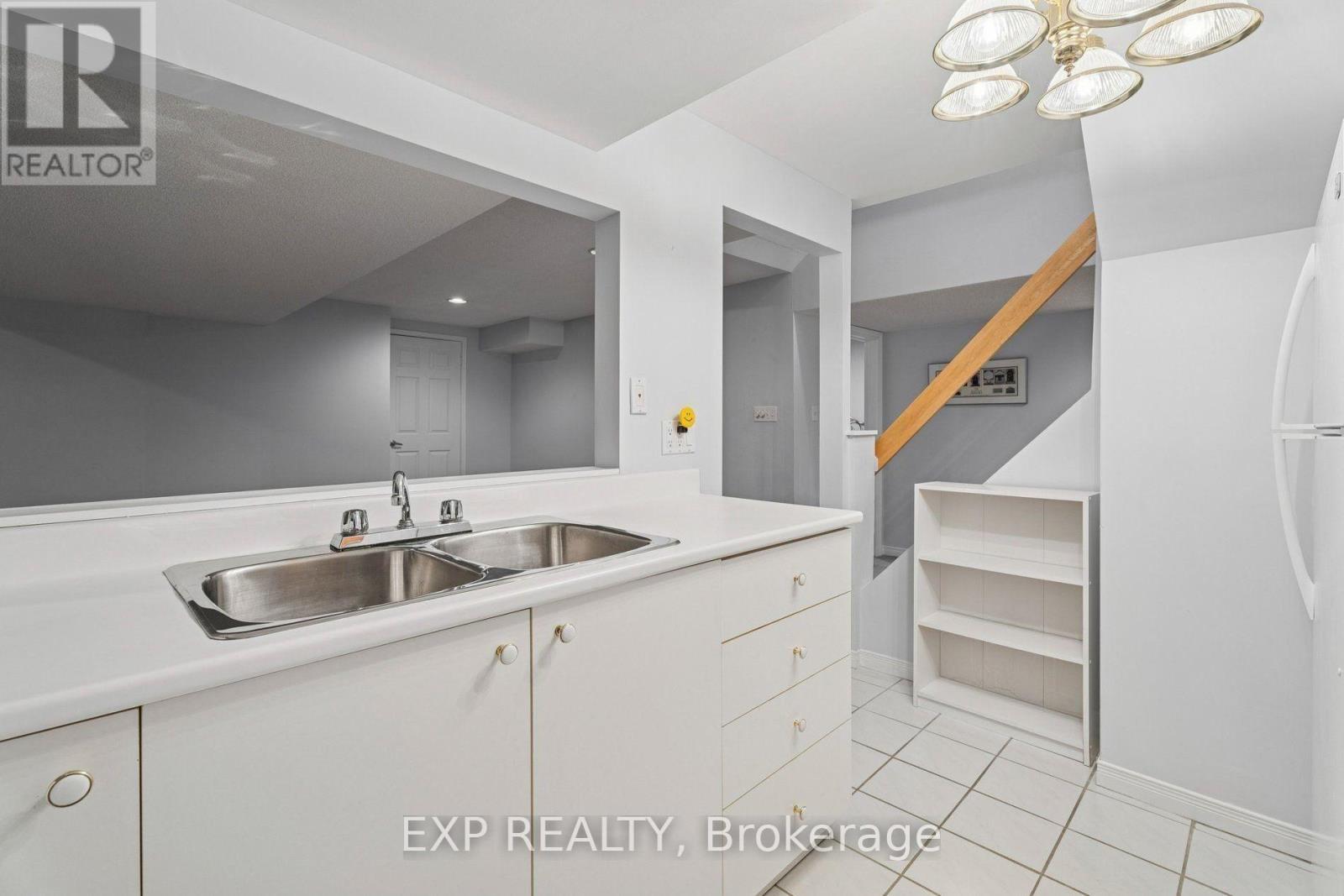 209 Nottingham Drive, Oakville, Ontario  L6H 4H7 - Photo 41 - W13706530