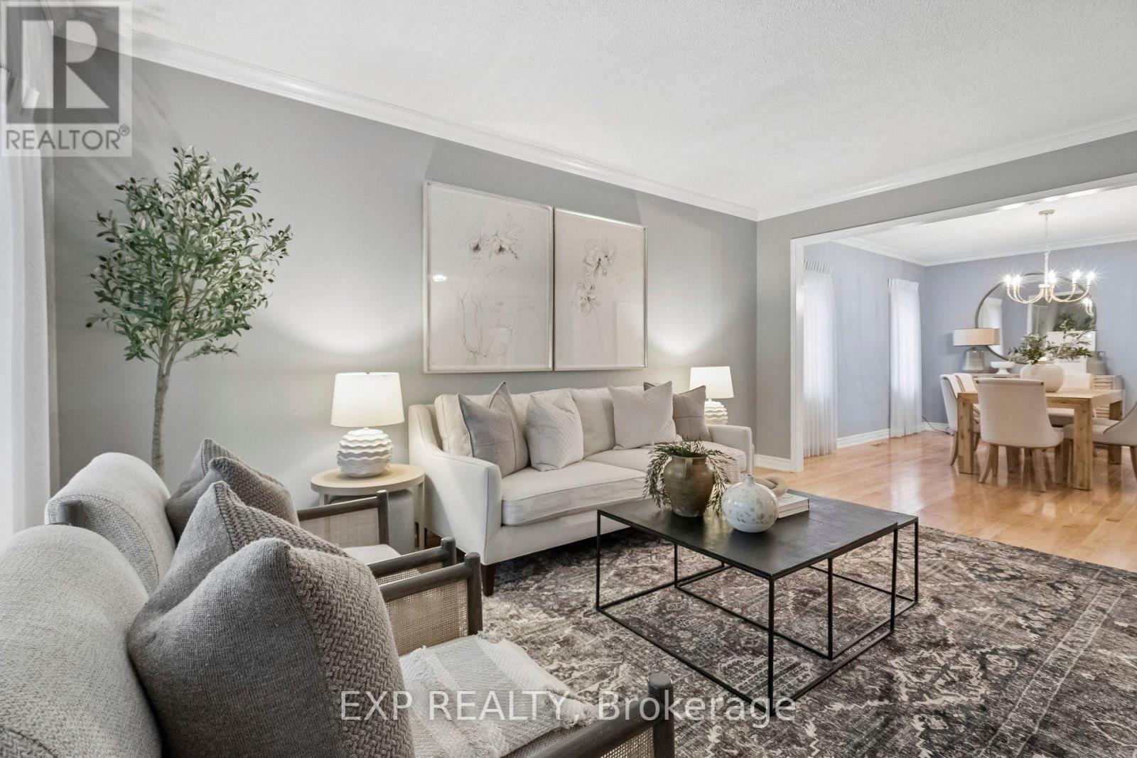 209 Nottingham Drive, Oakville, Ontario  L6H 4H7 - Photo 9 - W13706530