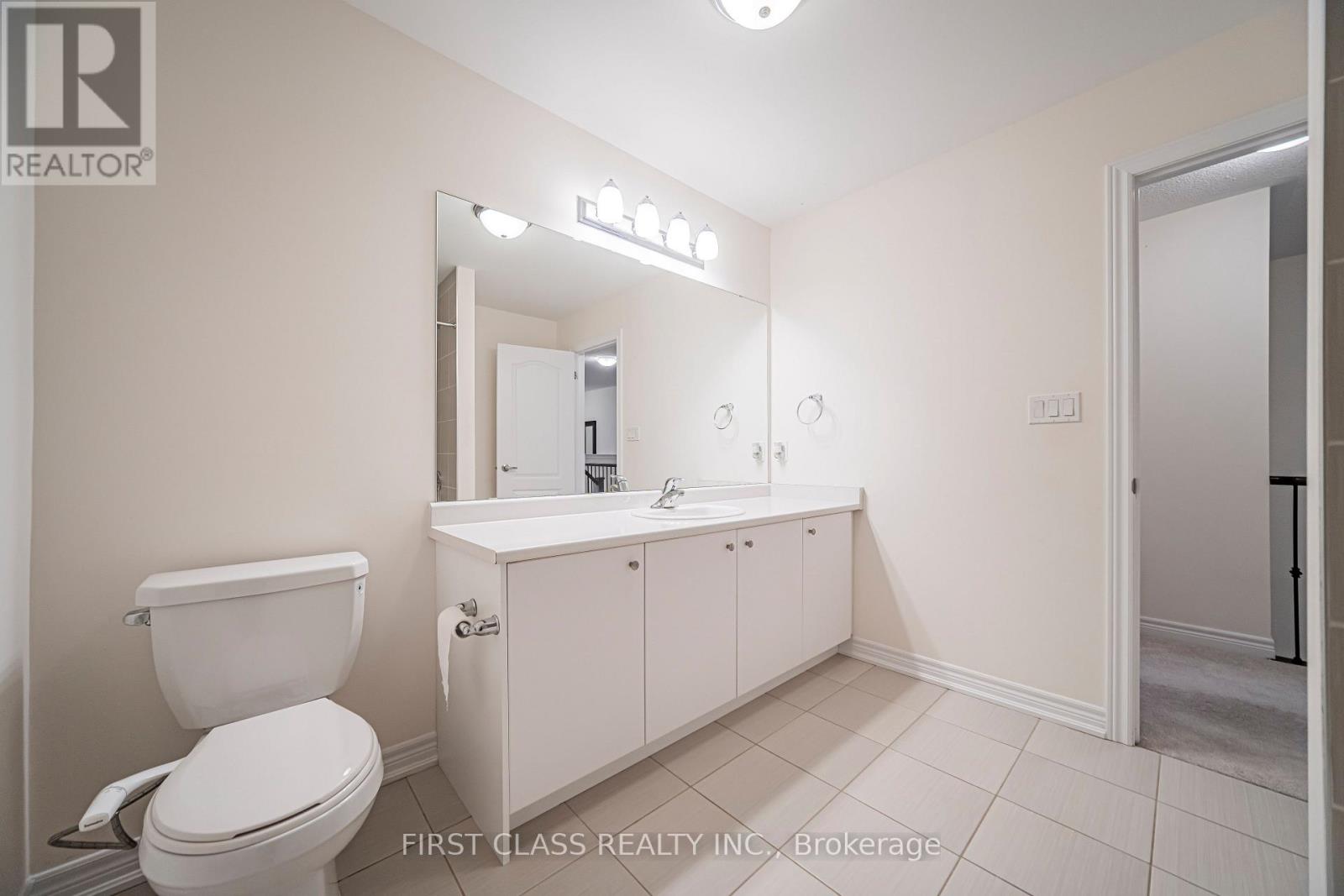 11 Twinflower Lane, Richmond Hill, Ontario  L4E 1E7 - Photo 32 - N13686788