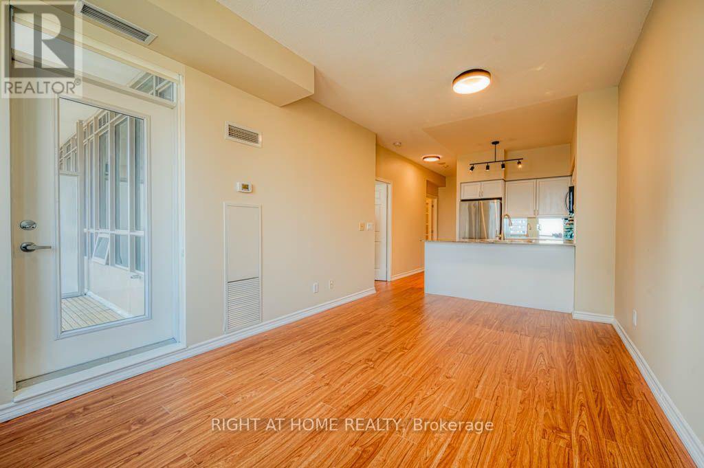 1711 - 388 Prince Of Wales Drive, Mississauga, Ontario  L5B 0A1 - Photo 13 - W13706572