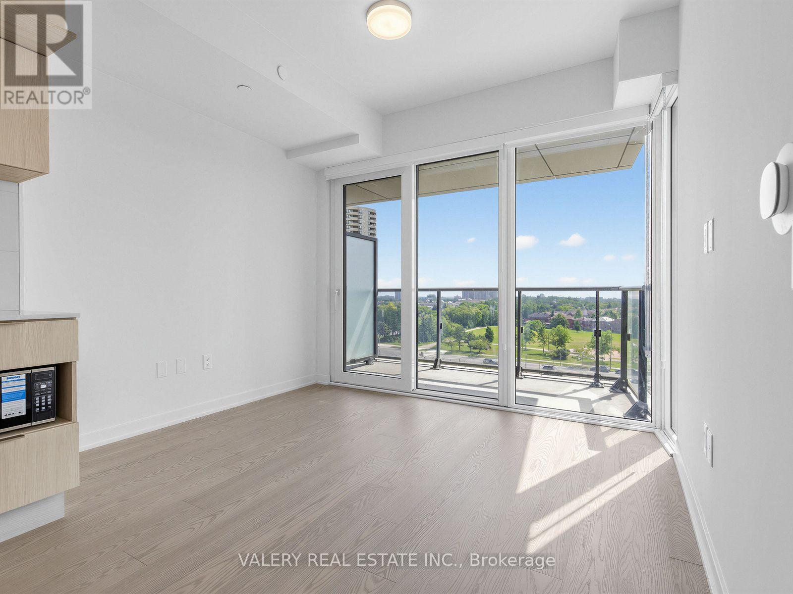 516 - 448 Burnhamthorpe Road W, Mississauga, Ontario  L5B 0R4 - Photo 10 - W13706724