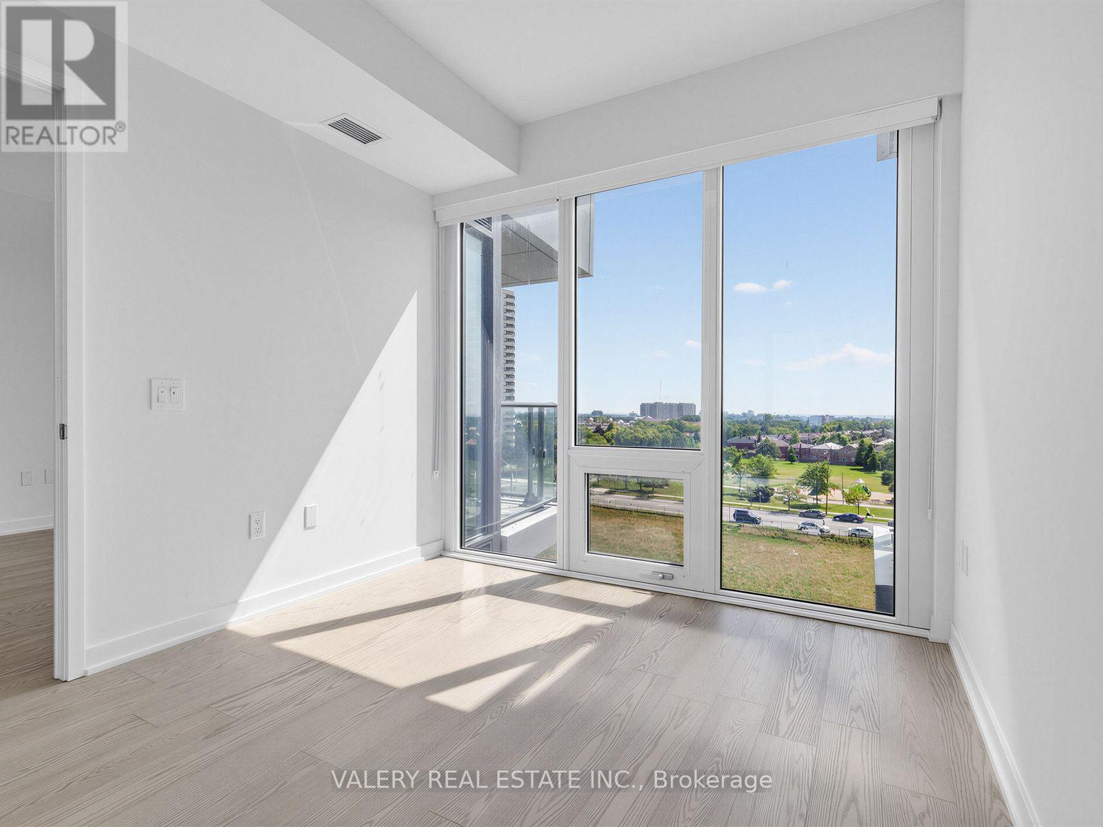 516 - 448 Burnhamthorpe Road W, Mississauga, Ontario  L5B 0R4 - Photo 9 - W13706724