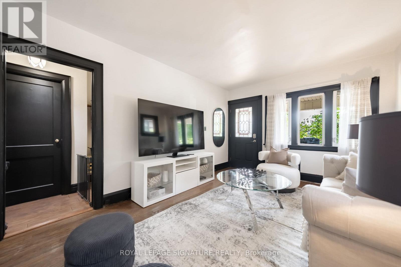 234 John Street, Toronto, Ontario  M9N 1K2 - Photo 3 - W13706732