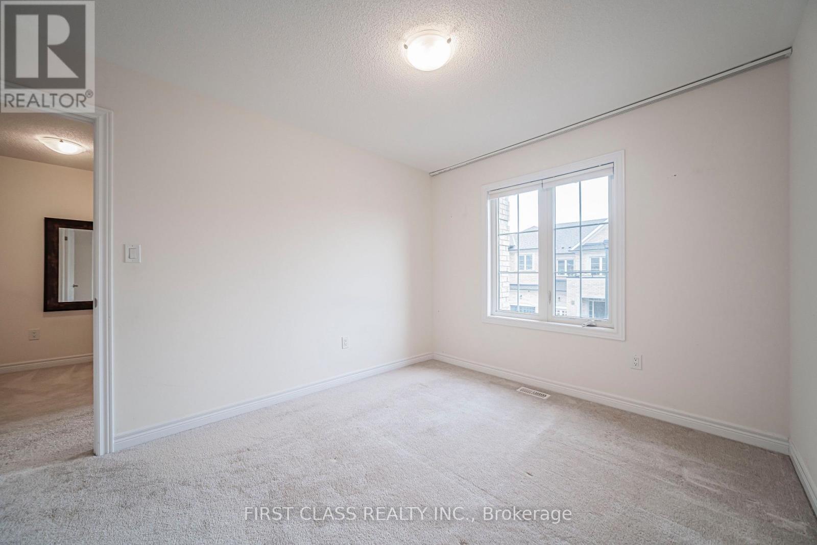 11 Twinflower Lane, Richmond Hill, Ontario  L4E 1E7 - Photo 28 - N13686788