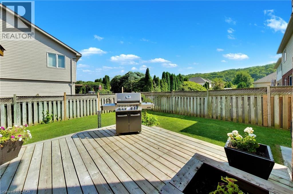 38 Udell Way, Grimsby, Ontario  L3M 5L3 - Photo 32 - 40857860