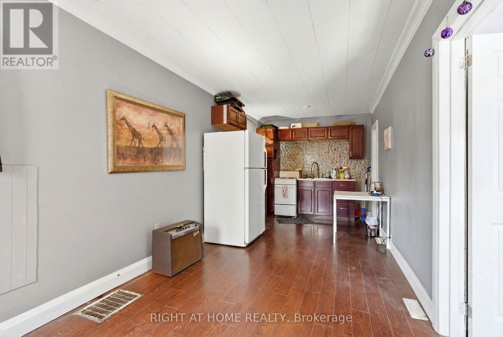 123 Crosthwaite Avenue N, Hamilton, Ontario  L8H 4V4 - Photo 7 - X13706474