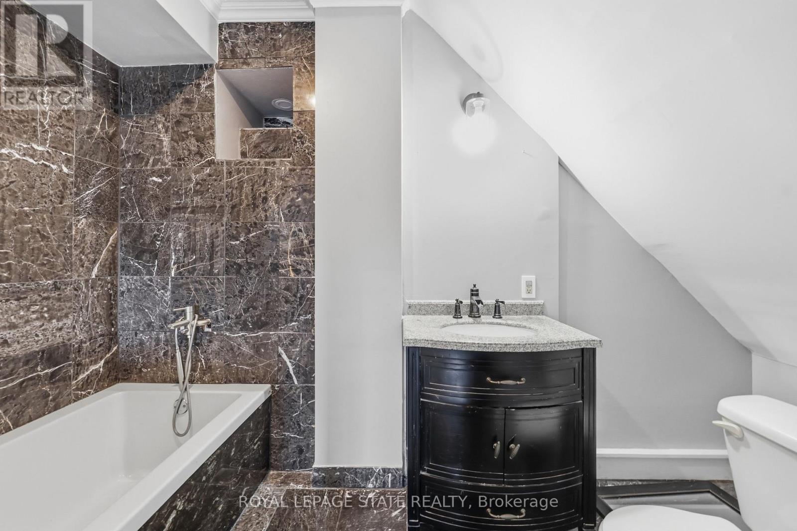 97 Smith Road, Hamilton, Ontario  L8J 2Z2 - Photo 31 - X13706564