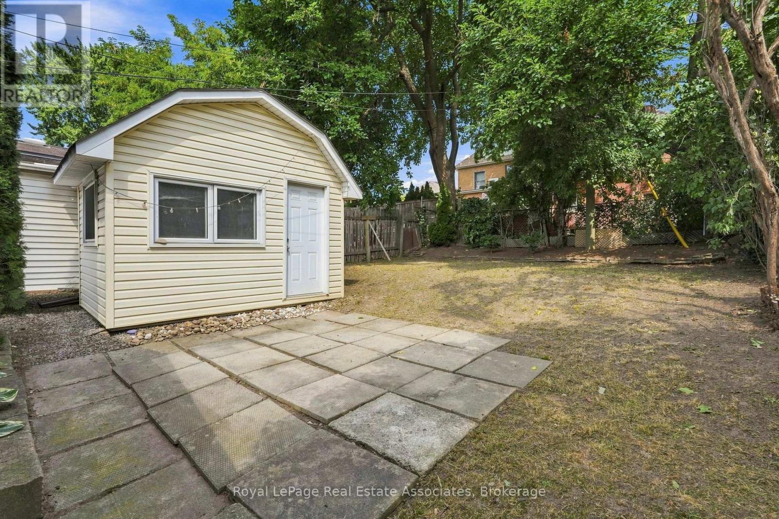12 Nelson Street, Hamilton, Ontario  L8P 1G3 - Photo 4 - X13706736