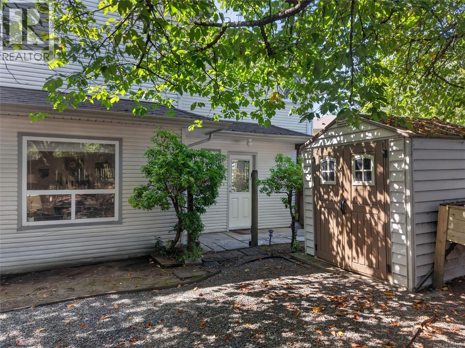 18 1180 Braidwood Rd, Courtenay, British Columbia  V9N 3R9 - Photo 4 - 1047623